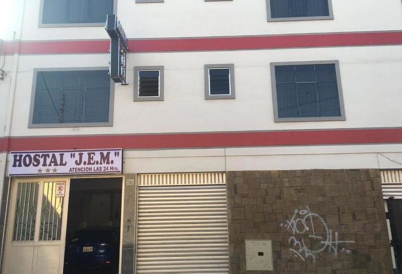 هاستل Hostal Jem