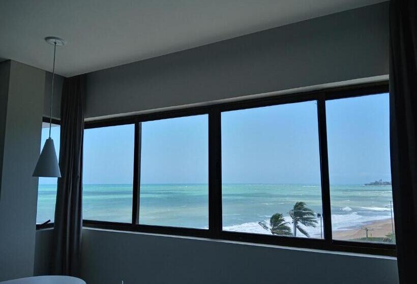 Flat Em Hotel De Luxo Beira Mar Da Grife Ritz Suítes Com Vista Ampla Para Todo O Mar Da Cruz Das Alm