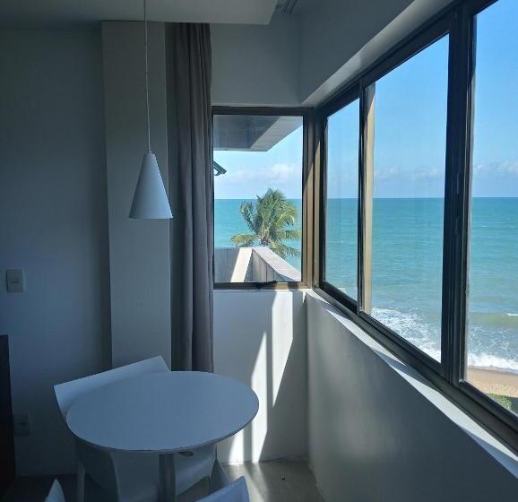 Flat Em Hotel De Luxo Beira Mar Da Grife Ritz Suítes Com Vista Ampla Para Todo O Mar Da Cruz Das Alm