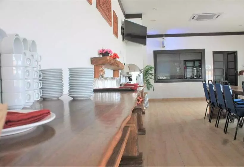 هتل Am Transit Inn, Kuala Terengganu