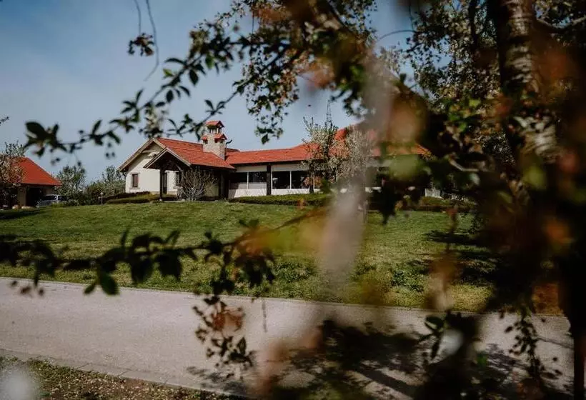 ホテル Béni Family Wine Farm