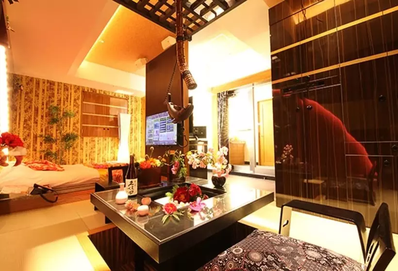 Hotelli Grassino Urban Resort Tachikawa  Adult Only