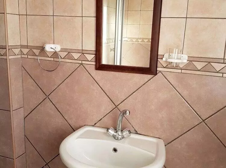 ペンション Magia Guest House