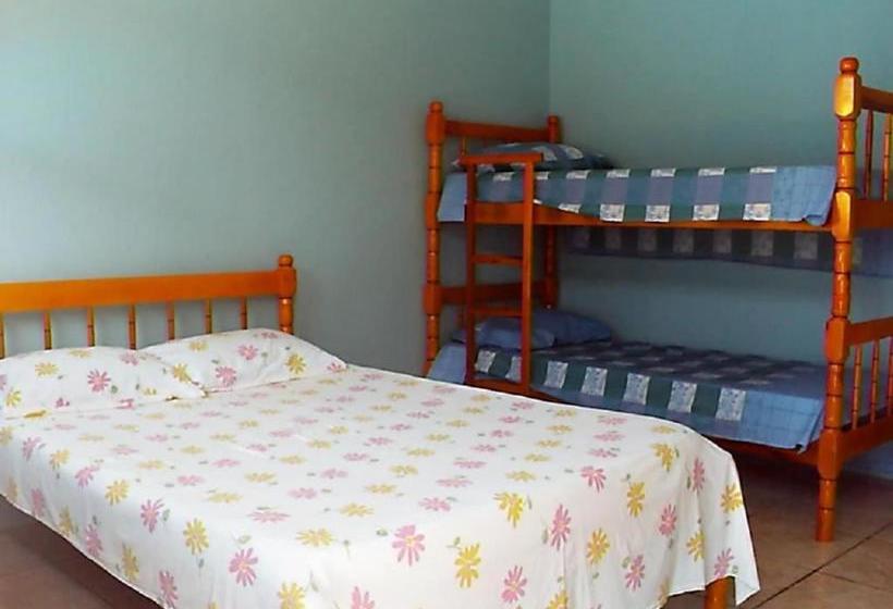 بنسيون Residencial água Azul