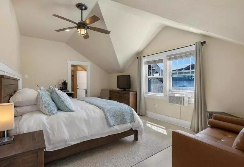 ユースホステル Waterfront Inn