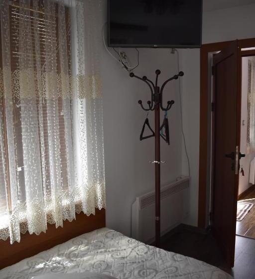 Pensão Complex Oazis