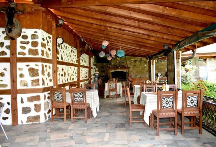 Pensão Complex Oazis