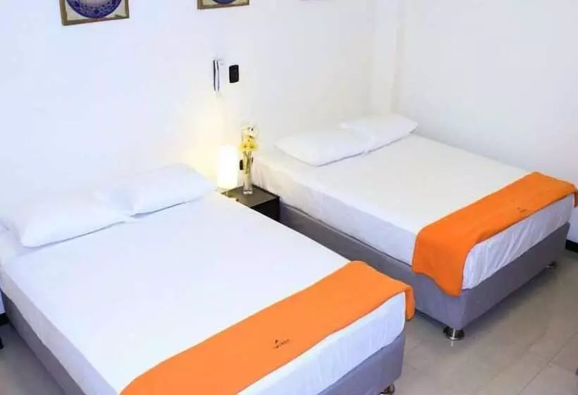 ペンション Ivankaa Hostel