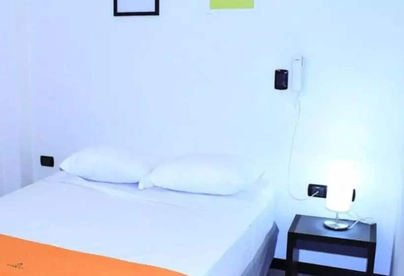ペンション Ivankaa Hostel
