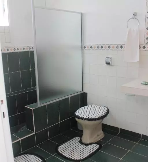 ペンション Pousada Calu