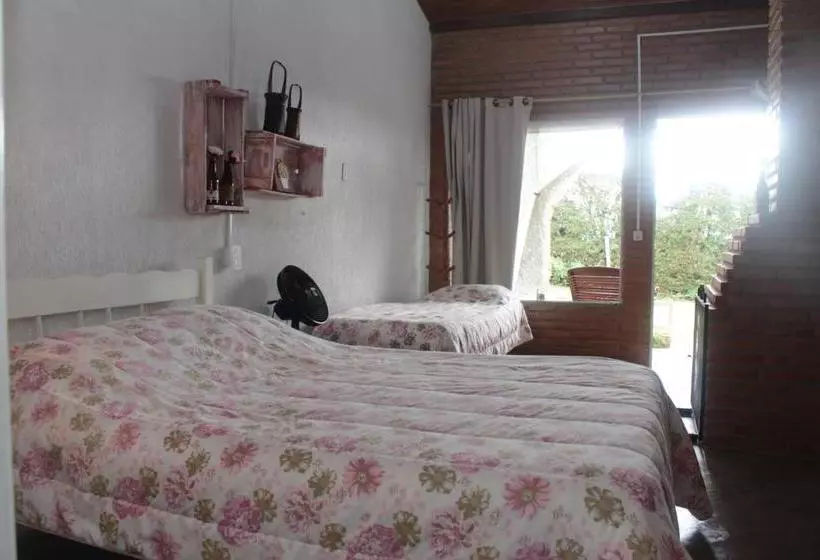 ペンション Pousada Calu