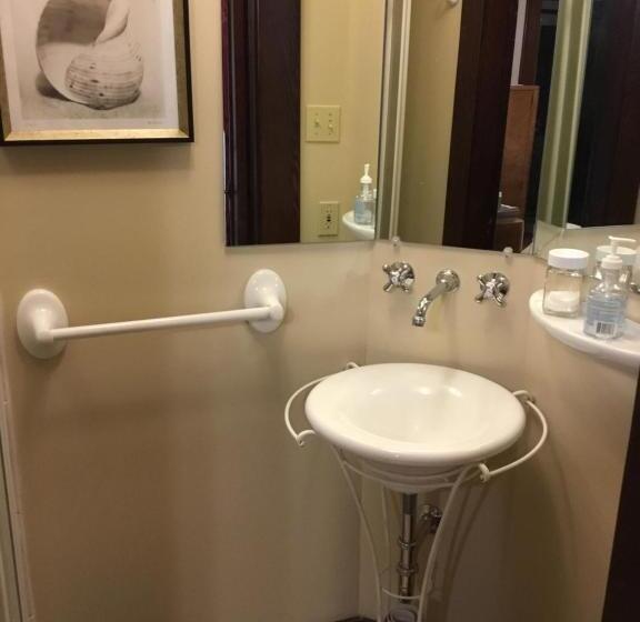 הוסטל Auberge Taylor Manor