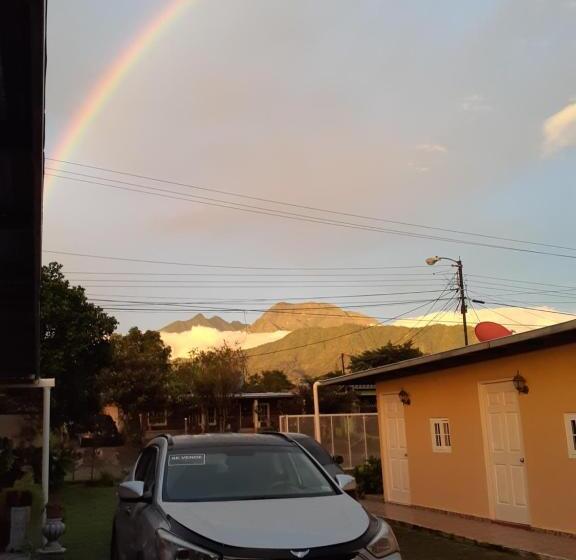 カプセルホテル Hospedaje Rampolla's