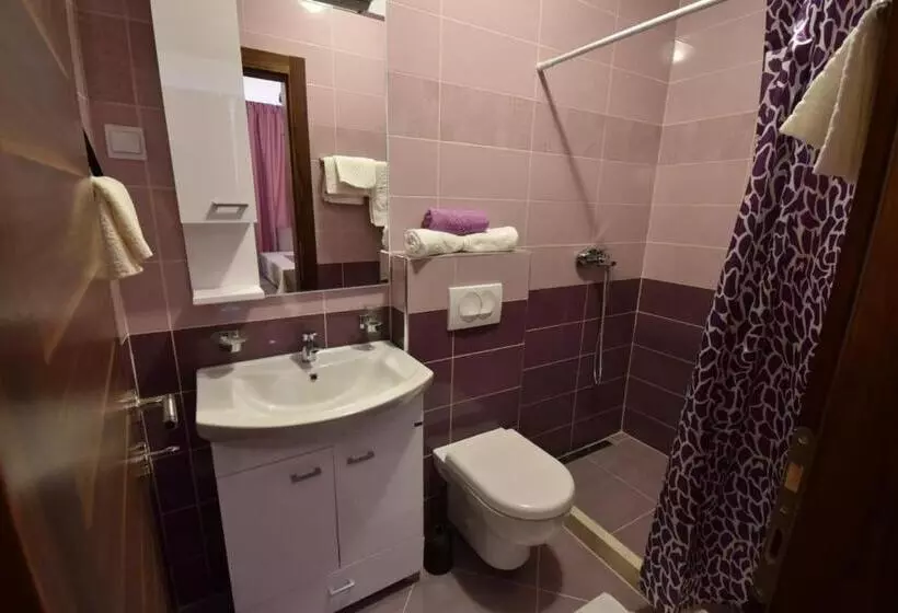 پانسیون Apartments Anastasija