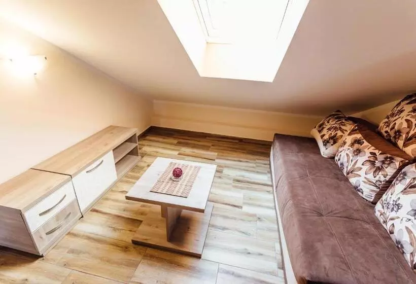 پانسیون Apartments Anastasija