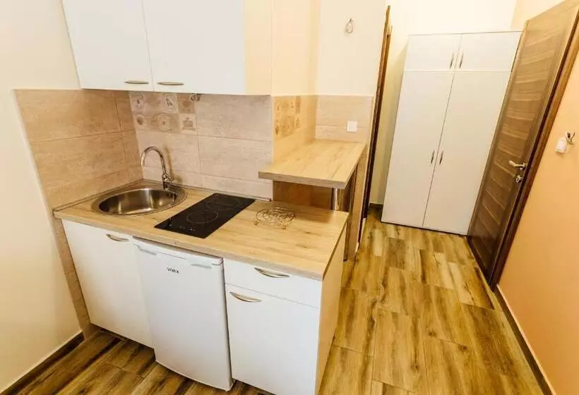 پانسیون Apartments Anastasija