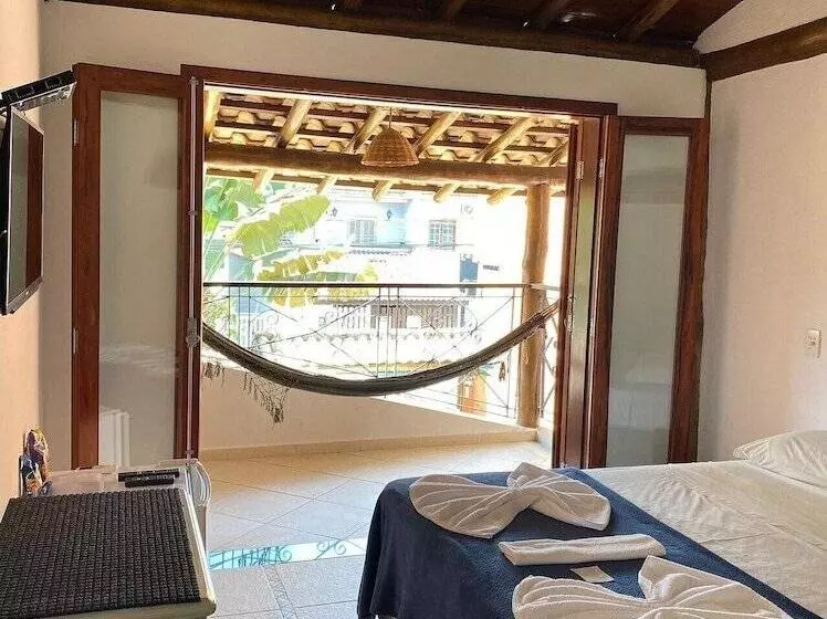 ペンション Lalabella Itaguá