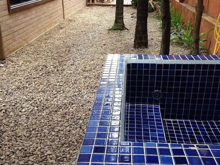 ペンション Lalabella Itaguá