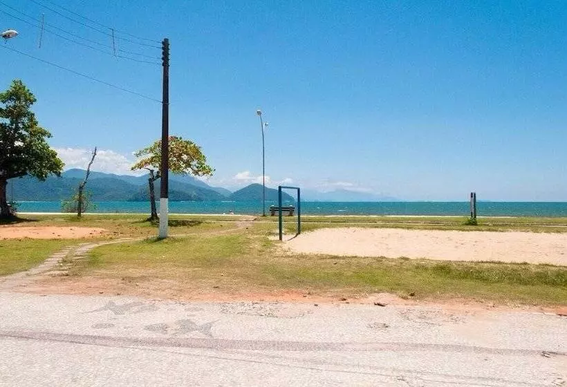 ペンション Lalabella Itaguá