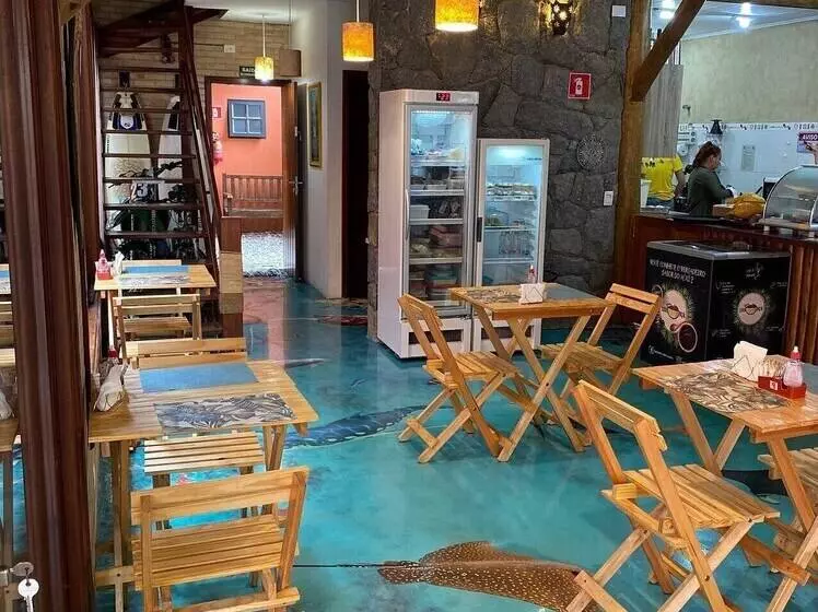 ペンション Lalabella Itaguá