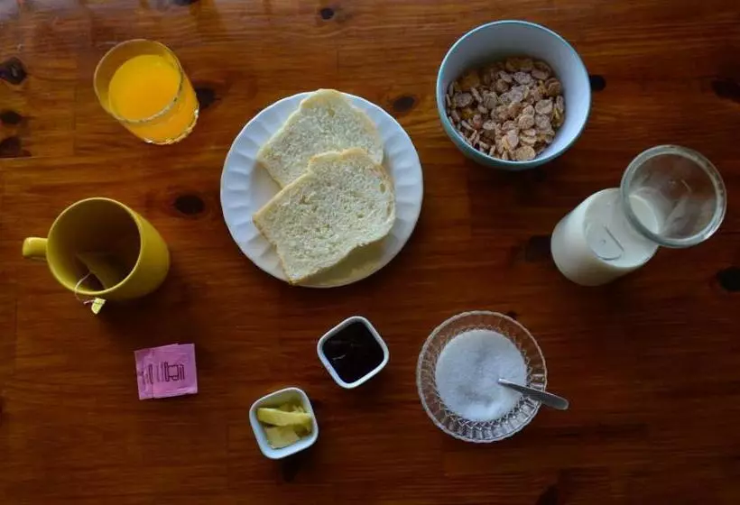 ペンション Pintó Casa Hostel & Bar