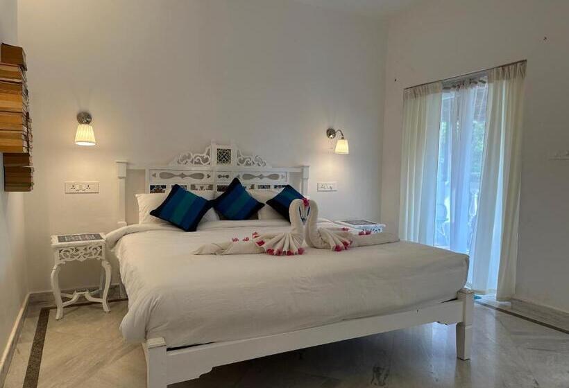 فندق Oceanic Luxury Boutique