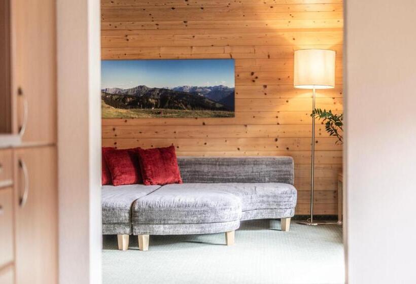 Отель Schrannenhof