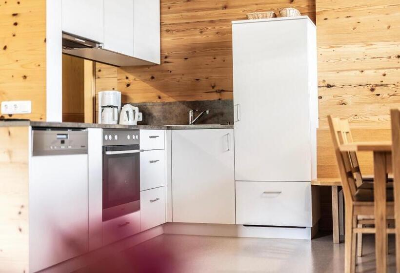 Отель Schrannenhof