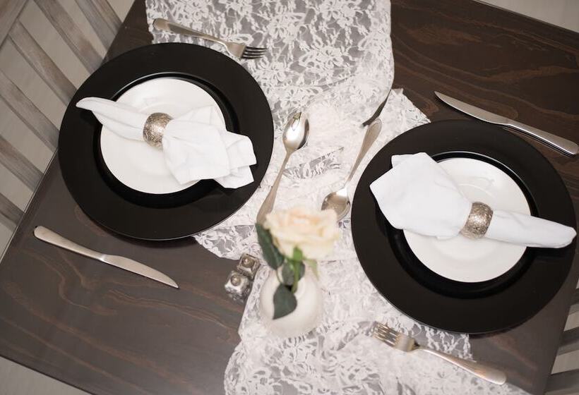 ペンション Grey Manor Guesthouse