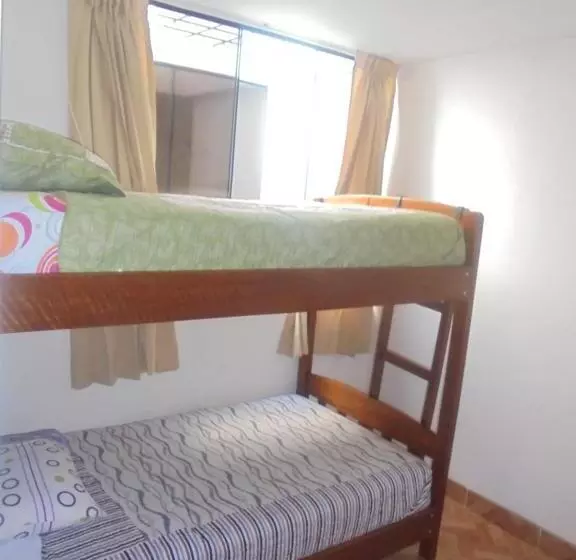 Majatalo Lola Hosting