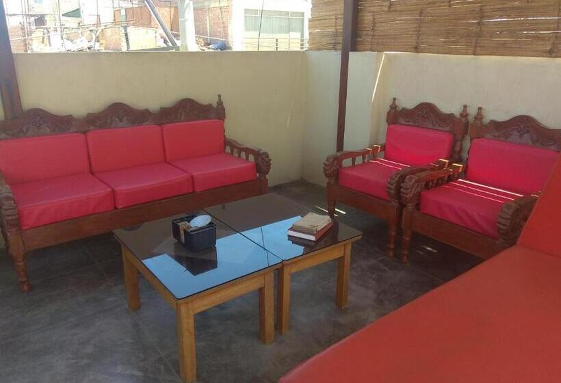 Pension Lola Hosting