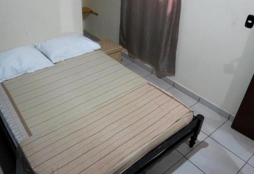 پانسیون Otoño