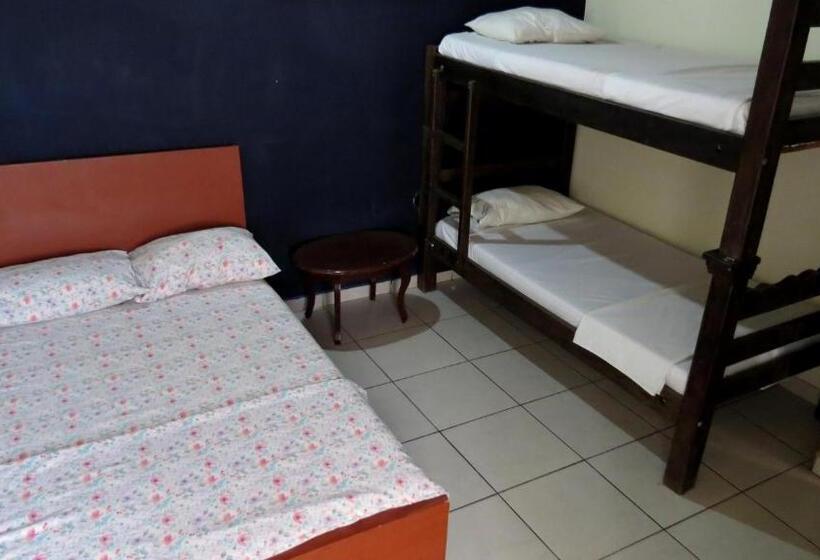 پانسیون Otoño