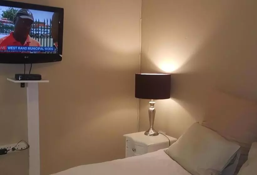 ペンション The Fairlands Hideout