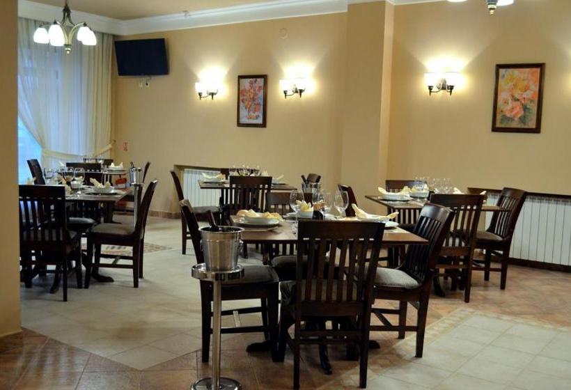 پانسیون Vila Gardenia