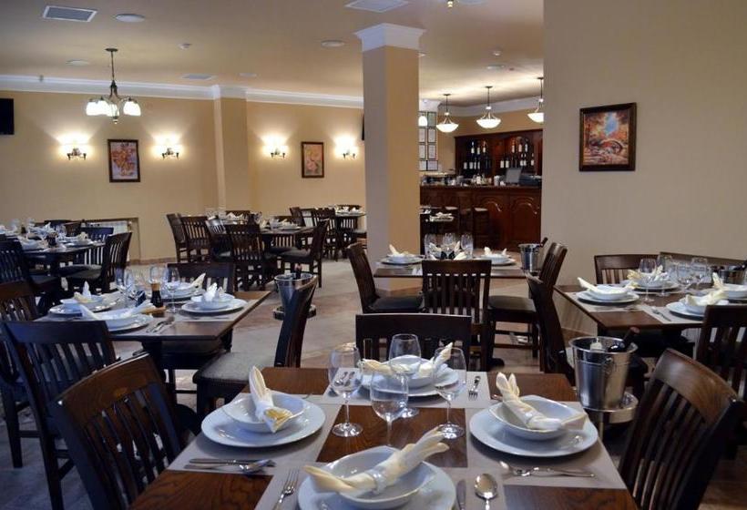 پانسیون Vila Gardenia