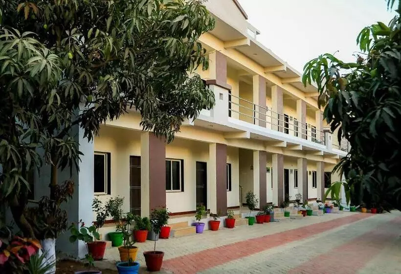 ホテル Daksh Resort And Amusement Park