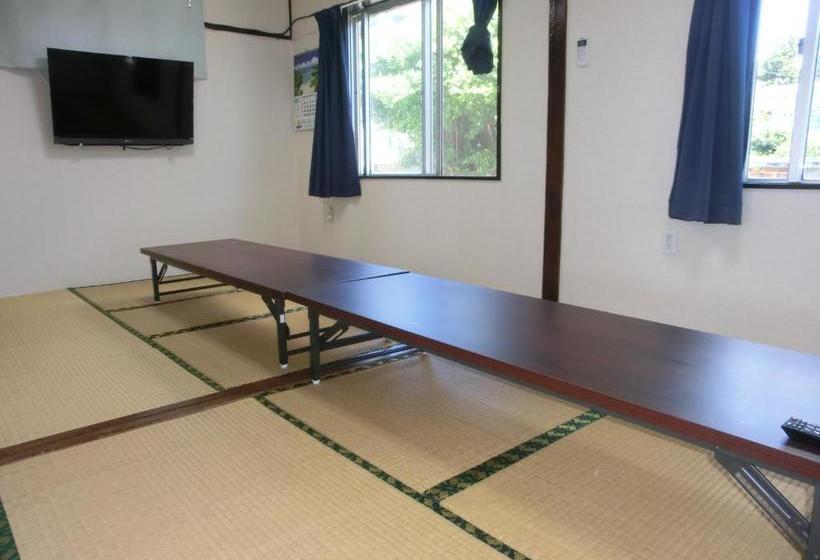 Pensionat Aitai Nagahama