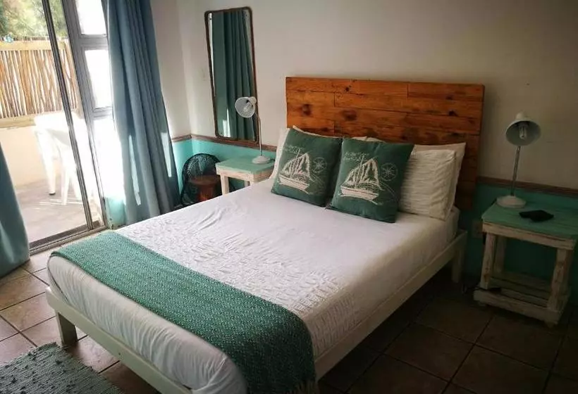 پانسیون Due South Guest House
