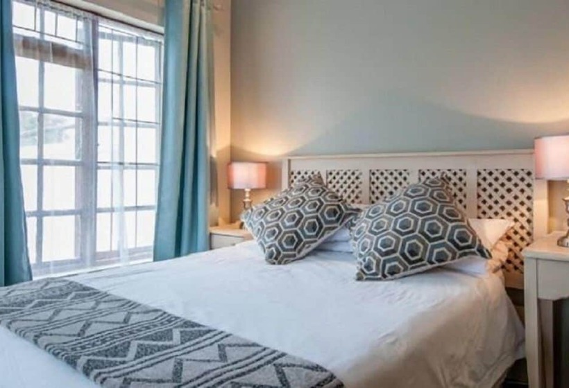 פנסיון Lenore Guest House