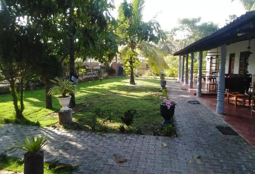 Majatalo Lobster Inn