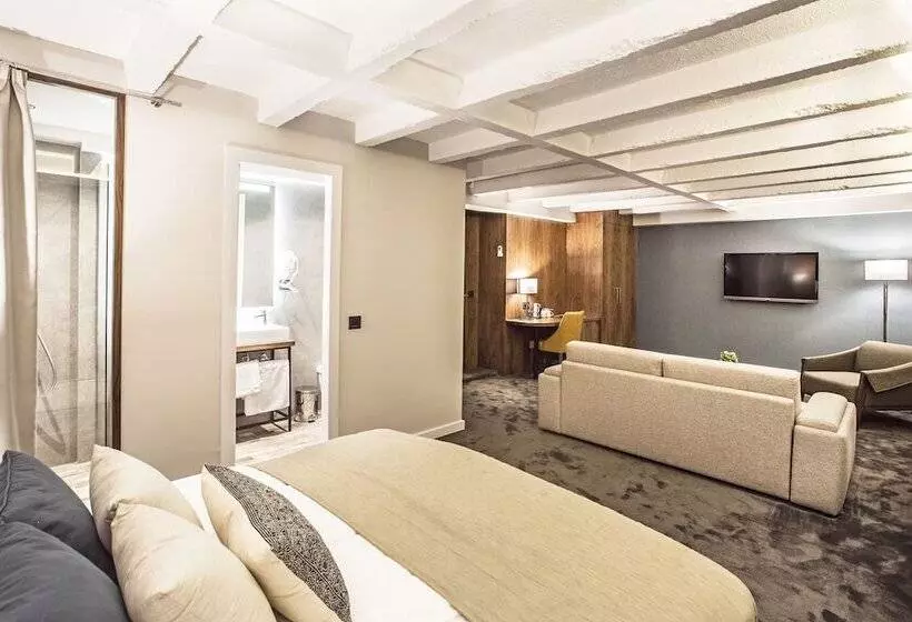 پانسیون Nomad Luxury Suites