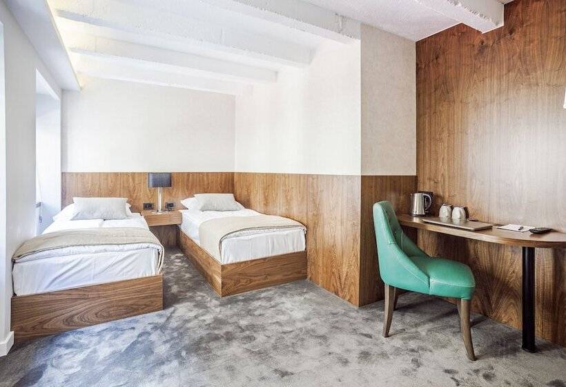 پانسیون Nomad Luxury Suites