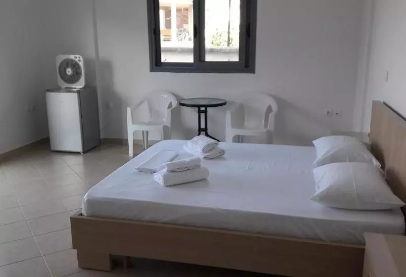 ペンション Tasos Rooms