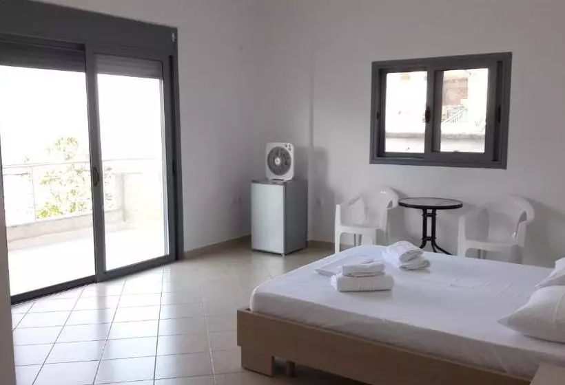 ペンション Tasos Rooms