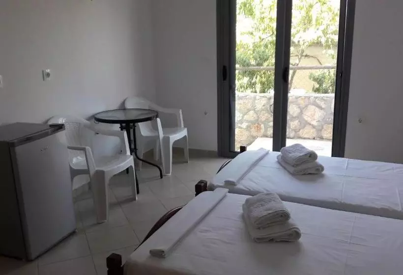 ペンション Tasos Rooms