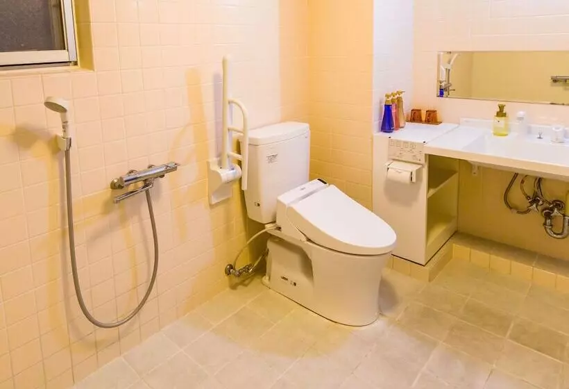 Mr. Kinjo Inn D Buil