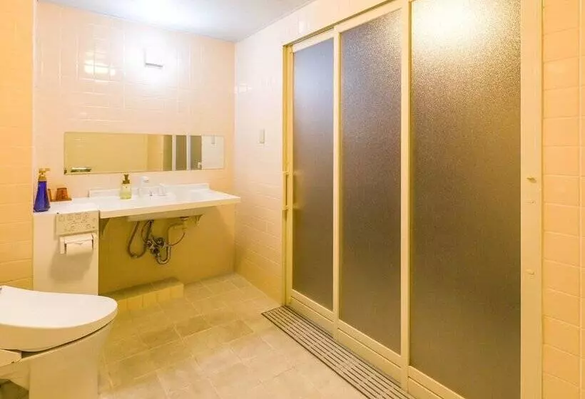 Mr. Kinjo Inn D Buil