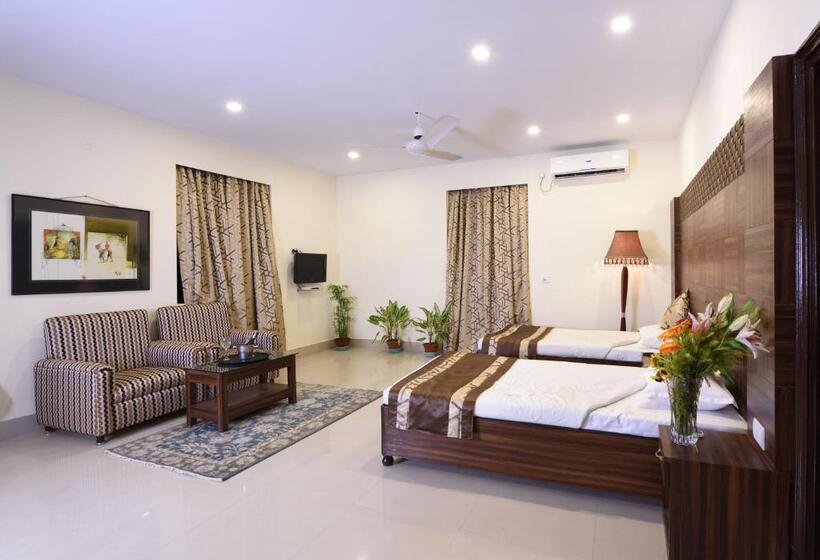 Pensió Chowdhury's Guest House