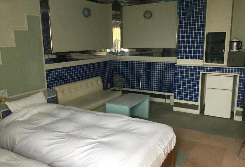 بنسيون Farm Garden